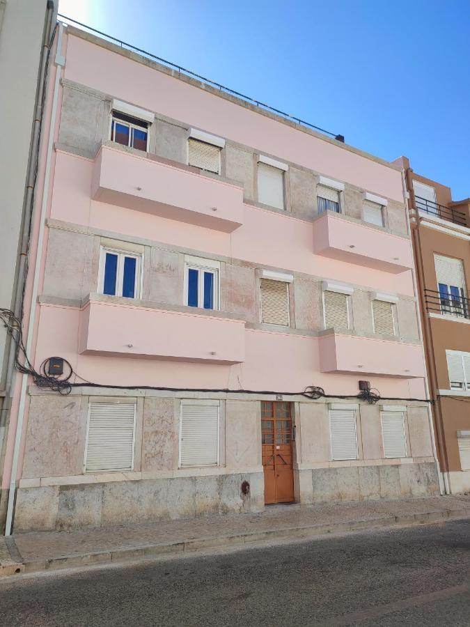 Wanderful Home - Travel Themed Apartment Lisbona Esterno foto