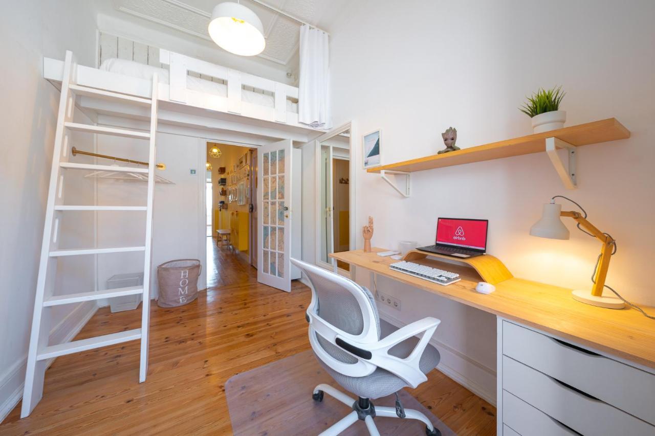 Wanderful Home - Travel Themed Apartment Lisbona Esterno foto